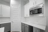 911 35th Street - Photo 10