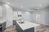 911 35th Street - Photo 11