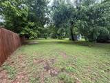 617 Trinity St - Photo 14