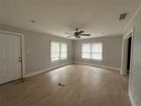 617 Trinity St - Photo 4