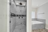 404 Moss Street - Photo 21