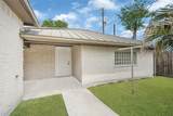 404 Moss Street - Photo 37
