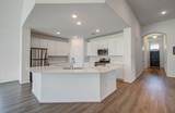 537 Green Meadows Drive - Photo 15