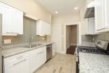 725 Broadway St - Photo 9