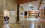 48600 Highway 290 Bus - Photo 16
