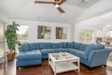 1828 Barretts Glen Drive - Photo 14