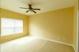 8275 Stonebrook Pkwy - Photo 13