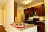 8275 Stonebrook Pkwy - Photo 9