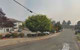 2505 Howard Avenue - Photo 4