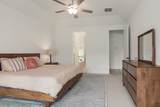 11211 Stirton - Photo 14