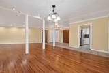 1701 Mistletoe Lane - Photo 17