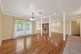 1701 Mistletoe Lane - Photo 20