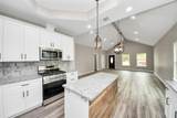 1110 Thrift Street - Photo 2