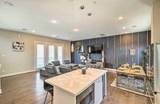 2403 Everett Street - Photo 4
