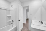 6411 Linden Leaf Drive - Photo 14