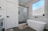 8325 Springwood Creek Lane - Photo 32