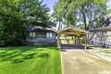 305 Lakeshore Dr - Photo 4
