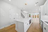 328 Janisch - Photo 10