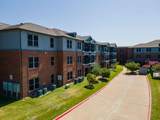 1104 Carrier Pkwy - Photo 2