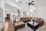 705 Fairway Oaks - Photo 11