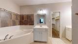 2006 Marchwood Manor Drive - Photo 27