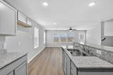 706 Universal Street - Photo 10