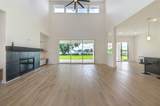 10318 Fountain Shore Drive - Photo 11
