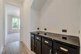 10318 Fountain Shore Drive - Photo 9
