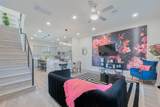 2909 Nagle Street - Photo 9