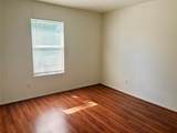 7806 Maverick Trace Lane - Photo 16