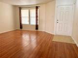 7806 Maverick Trace Lane - Photo 3