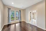 1020 Walnut Pointe - Photo 6