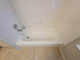 17207 Meadow Heights Drive - Photo 21