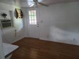 410 Avenue D - Photo 4