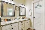 956 Townsend - Photo 16
