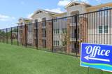4100 N Parkdale Drive - Photo 4