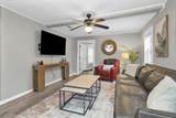 1607 Pine Lake Circle - Photo 17