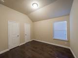 25915 Lakefair Drive - Photo 20