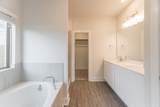 10539 Preserve Way - Photo 15