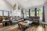 9006 Lacombe Lane - Photo 17