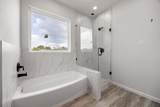 8 Donna Court - Photo 17