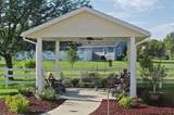 2301 Veterans Dr - Photo 2