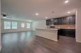 2011 Lost Timbers Drive - Photo 7