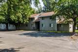 307 20th St - Photo 3