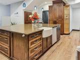 4521 Maple Street - Photo 10
