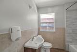 220 Engel Street - Photo 20