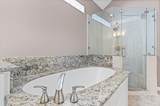 8003 Oakwood Hollow Street - Photo 15
