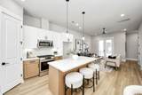 1102 Mansfield Street - Photo 2