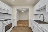 1831 Country Village Boulevard - Photo 9