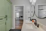 3205 Eastex Freeway - Photo 21
